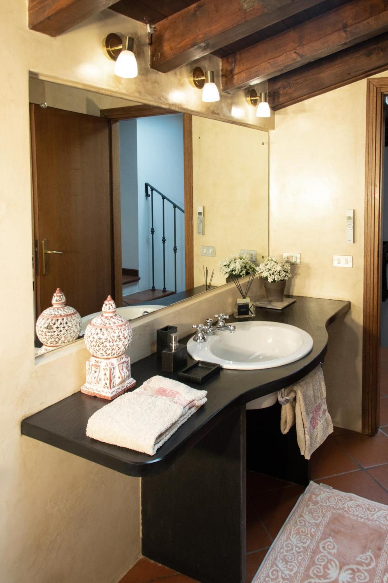 Dimora Altana Apartamento Bréscia Exterior foto